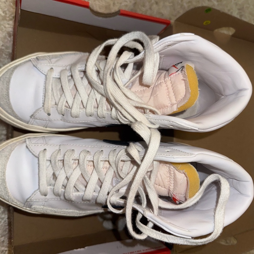 Nike Women’s High-Top White and Black Sneakers - Picture 2 of 5
